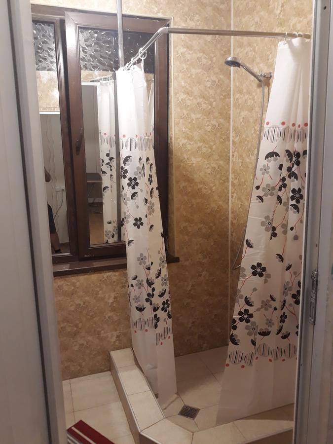 Guesthouse Gia Tbilisi Eksteriør bilde
