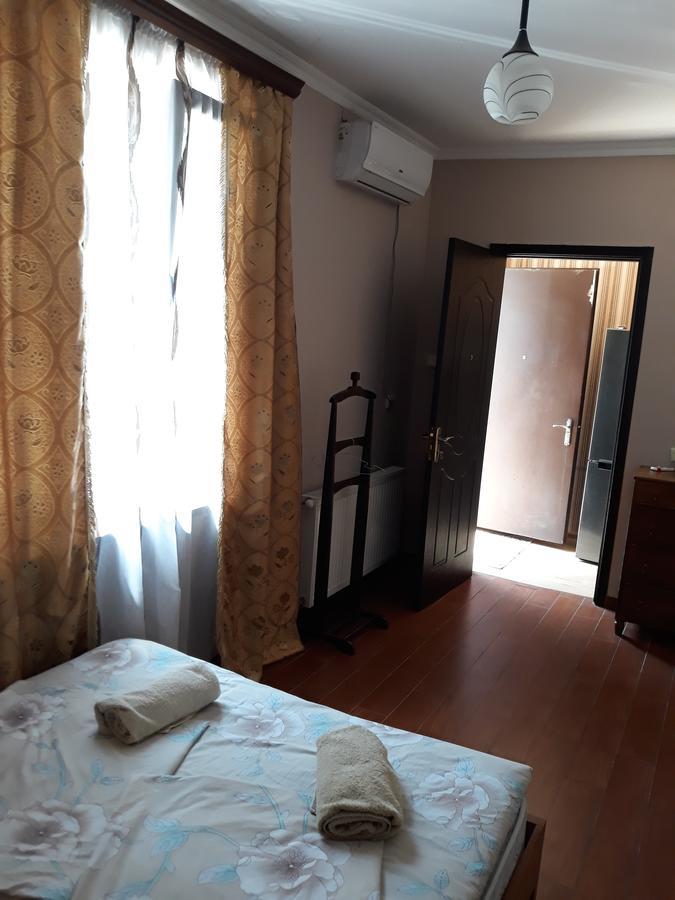 Guesthouse Gia Tbilisi Eksteriør bilde