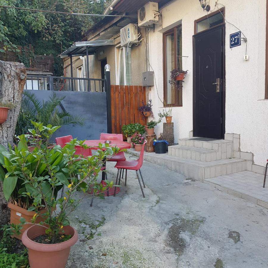 Guesthouse Gia Tbilisi Eksteriør bilde