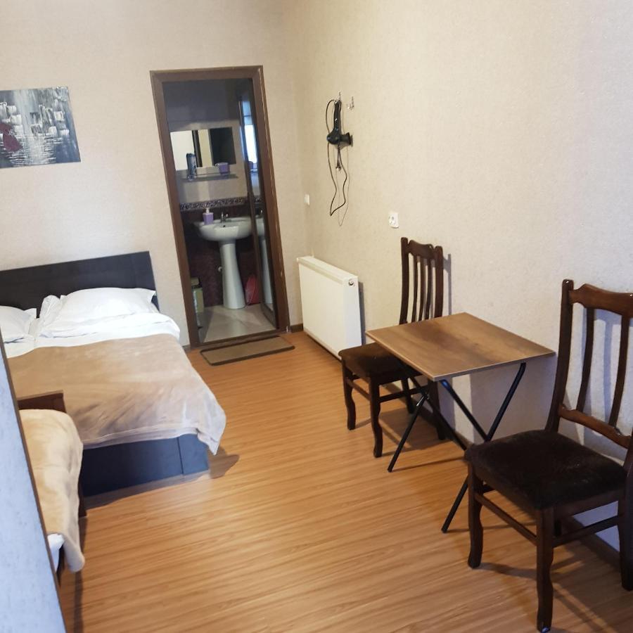 Guesthouse Gia Tbilisi Eksteriør bilde