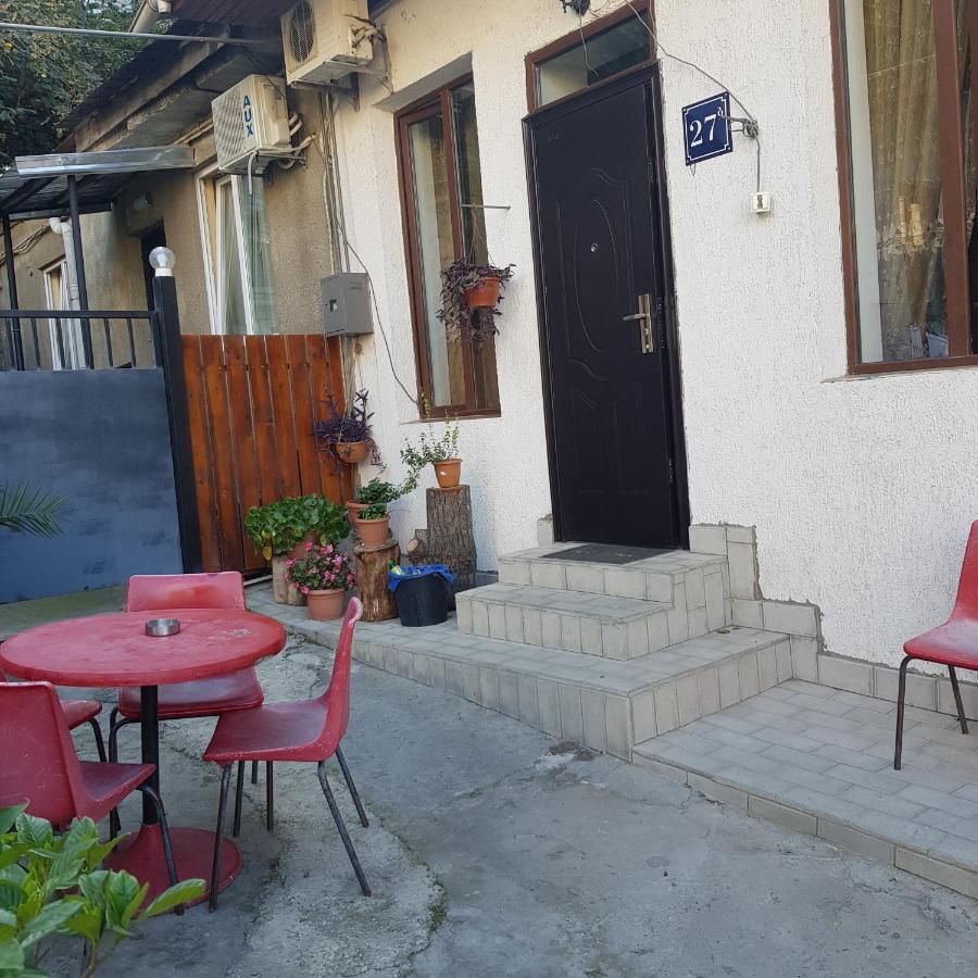 Guesthouse Gia Tbilisi Eksteriør bilde